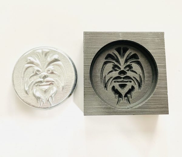 Chewbacca Graphite Mold and Coin
